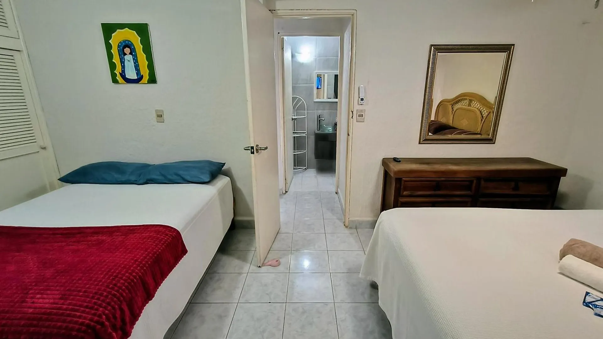 Habitacion Cancun Con Alberca Homestay